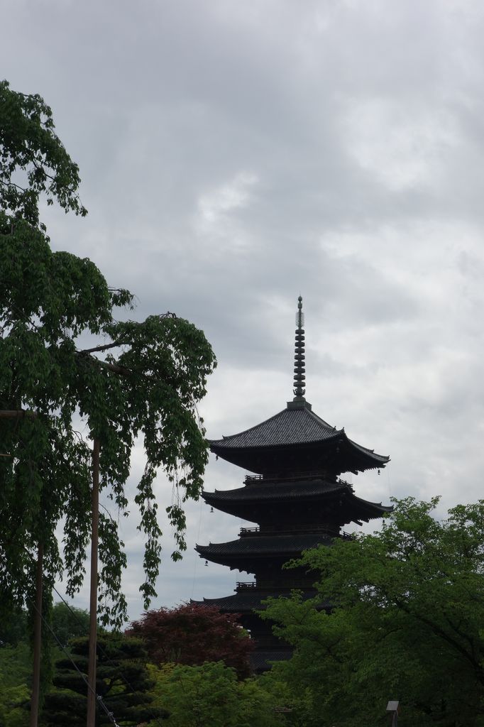 Pagoda Tó-dži, nejvyšší dřevěná věž v Japonsku a dominanta Kyota