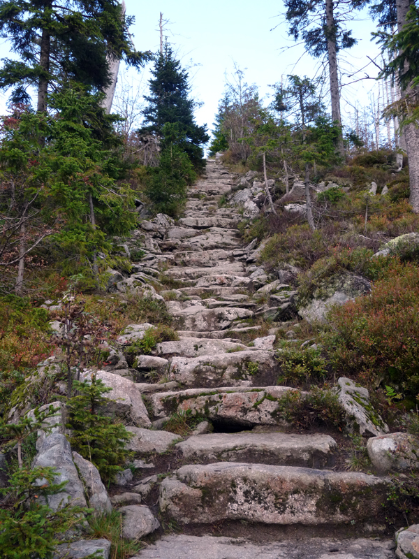 07-Luzny-schody-letni-cesta