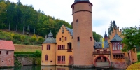 03-mespelbrunn-pohled-2