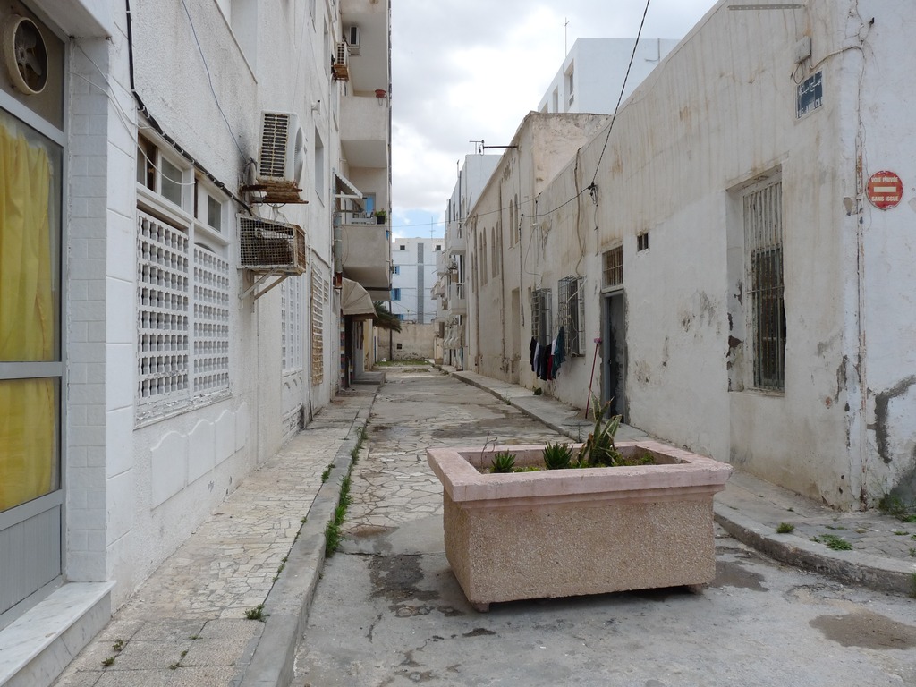 Ulička v městě Sousse, Tunisko